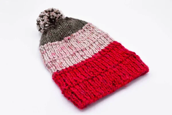 Handgjord Ull Stickad Vinter Hatt Isolerad Vit Bakgrund — Stockfoto