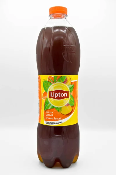 Lipton Iste Persika Smaksatt Fortfarande Dricka Isolerad Vit Bakgrund Istanbul — Stockfoto