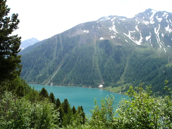 Neves Reservoir Sul Tirol Itália Lago Cercado Altas Montanhas Como — Fotografia de Stock