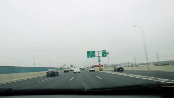 Engarrafamentos Timelapse na estrada no verão — Vídeo de Stock