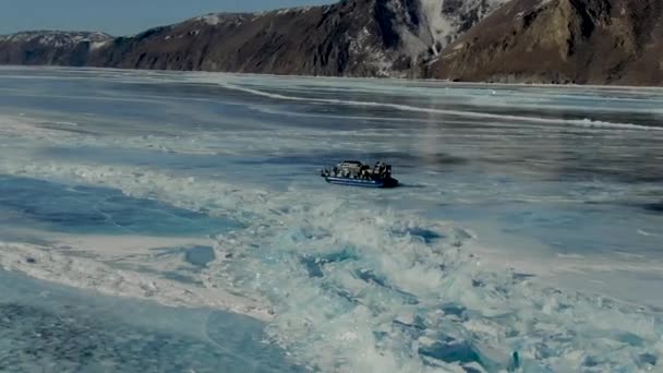 Panorama van expeditie reizen en studeren flora en fauna van het noorden — Stockvideo