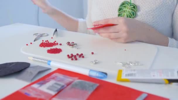 Young Designer in Working Area will Make a Beautiful Jewellery Item for Clothes — Stock Video