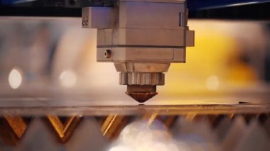 Modern Teknolojik Cnc Güç Metalik Ironwork Obje Sıcak Gaz Kapatma