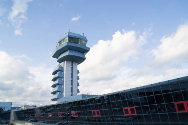 Hava trafik kontrol kulesi Uluslararası Havaalanı
