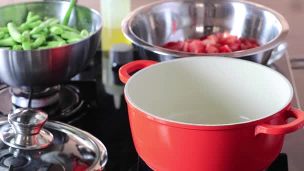 Hausgemachtes Cordon Bleu Der Küche Zubereiten — Stockvideo