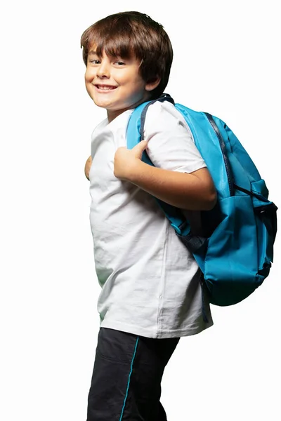 Junge Mit Rucksack Steht Über Isoliertem Weißem Hintergrund — Stockfoto