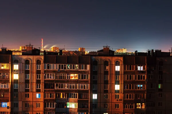 노출되는 주황색으로 건물이다 대도시의 여기있습니다 — 스톡 사진
