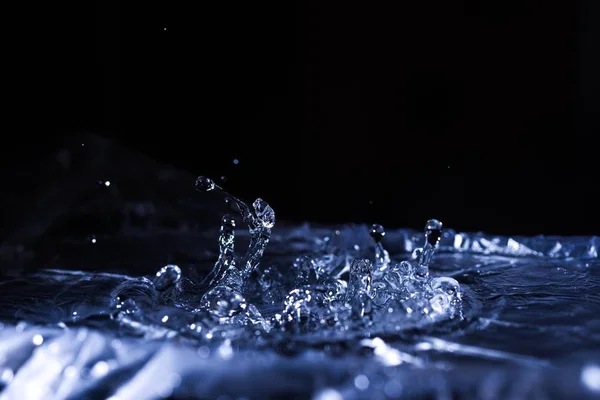 Gotas Água Salpicando Membrana Acústica Muitas Gotas Alta Frequência Ondas — Fotografia de Stock