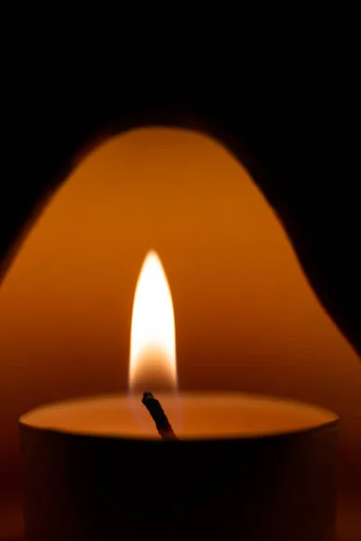 Aromatik Lamba Içinde Mum Düşük Işık Fotoğrafı Yakın Çekim Görünümü — Stok fotoğraf