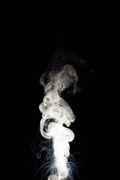 Columna de nubes de vapor salpican sobre fondo negro. Un montón de líneas — Foto de Stock
