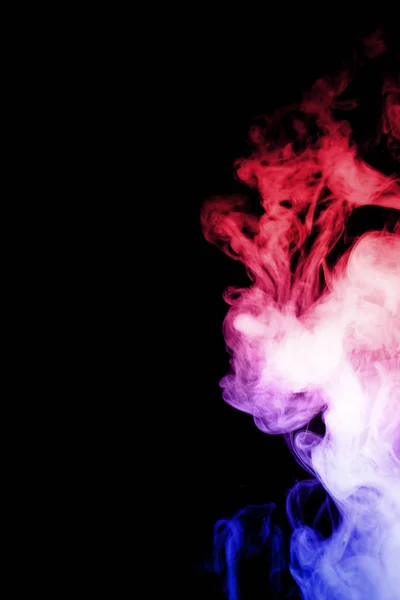 Salpicaduras de nubes de colores con líquido hirviendo en aerosol. Niebla de dos colores —  Fotos de Stock