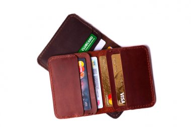 24.01.2019 Ukrayna, Kiev. El yapımı kırmızı ve kahverengi renk deri c