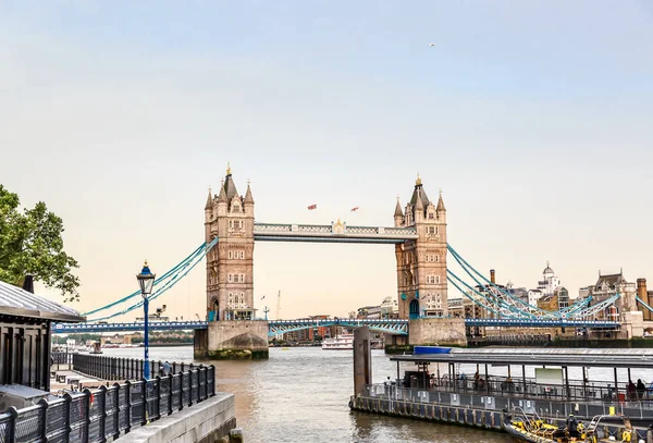 Tower Bridge Temze Londonban Egyesült Királyságban Naplemente — Stock Fotó