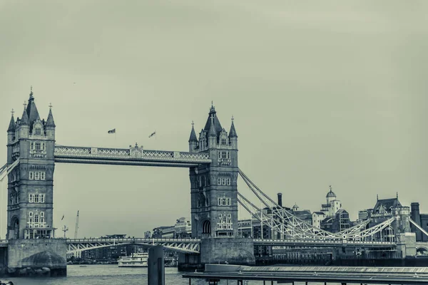 Widok Mostu Tower Bridge Tamizy Ciemny Dzień London Wielka Brytania — Zdjęcie stockowe