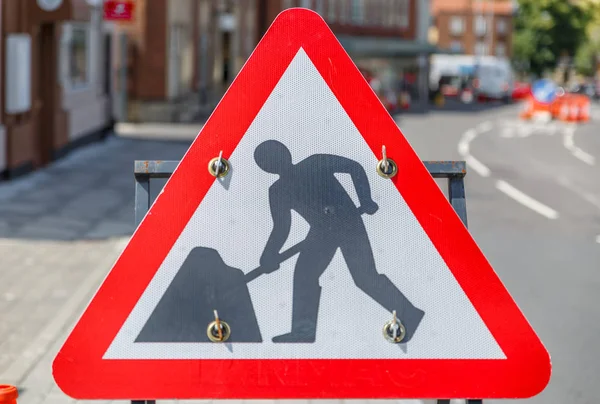 Teken Van Werken Het Midden Van Een Straat Stad Van — Stockfoto