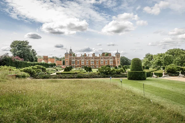 Aylsham ilçe Norfolk, İngiltere, Birleşik Krallık'taki kuzeyinde Blickling köyü Blickling salonda büyük malikane bahçeleri