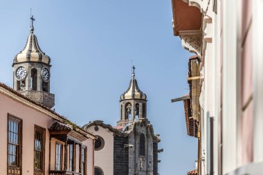 İki çan kulelerinin Orotava, Kanarya Adaları, La Concepcion kilise görünümünü