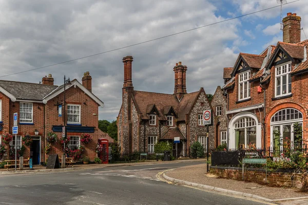 Groupe Maisons Anciennes Typiquement Anglaises Par Une Journée Ensoleillée Norfolk — Photo