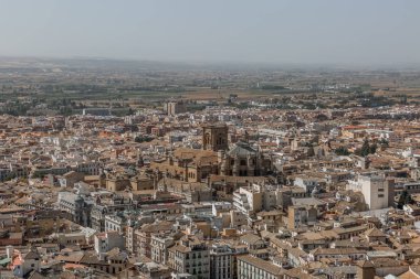 Panoramik şehir Granada ve mahalle Alhambra Watch Tower Albaicin. Granada, İspanya