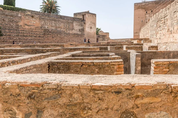 Andalusia, İspanya Granada'da Alhambra Alcazaba