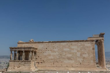 Atina 'da Akropolis' teki Erecthion Tapınağı