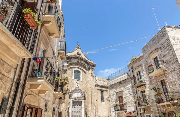Eski kasaba Bari, İtalya mimarisi. Bari başkentidir