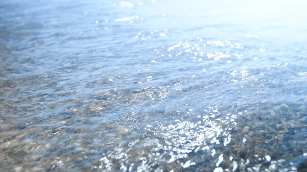 Resumen de la foto de cerca de las olas azules del mar calma —  Fotos de Stock