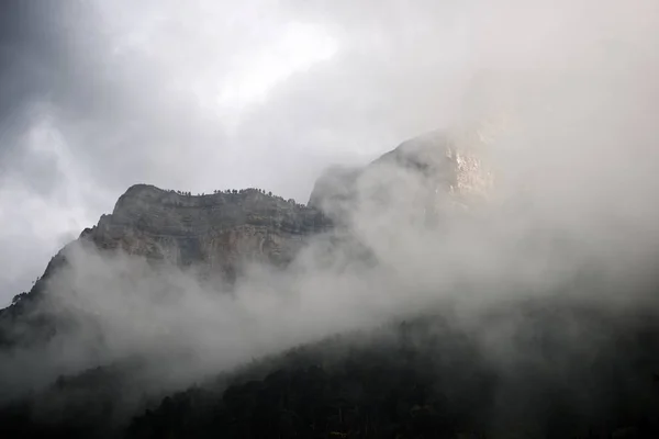 Parede Rochosa Nos Pirinéus Parque Nacional Ordesa Valley Aragão Huesca — Fotografia de Stock