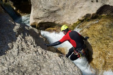 Kanyoning Gorgonchon Kanyon, Guara Dağları, Huesca Eyaleti, Aragon, İspanya.