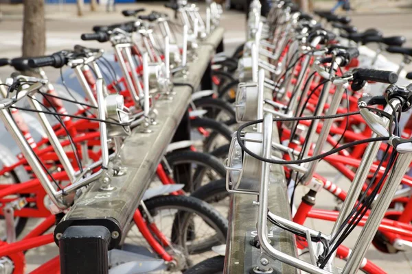 Alquiler Bicicletas Aparcadas Zaragoza España —  Fotos de Stock