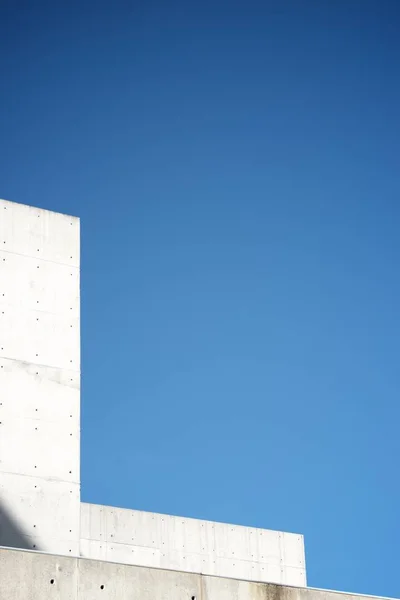 Primo Piano Moderno Edificio Cemento Armato Spagna — Foto Stock