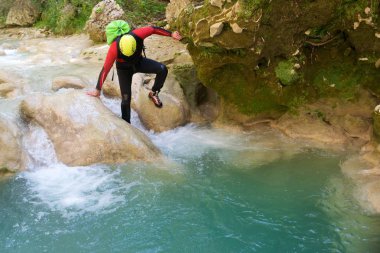 Kanyoning Vero nehir, Guara Dağları, Huesca Eyaleti, Aragon İspanya.