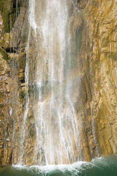 Sorrosal şelale Broto, Pyrenees, Huesca Eyaleti, Aragon, İspanya.