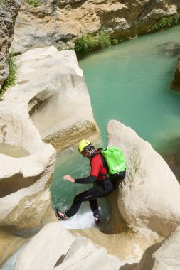 Kanyoning Vero nehir, Guara Dağları, Huesca Eyaleti, Aragon İspanya.
