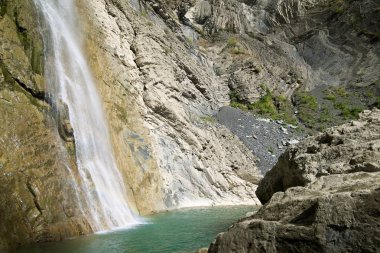 Sorrosal şelale Broto, Pyrenees, Huesca Eyaleti, Aragon, İspanya.