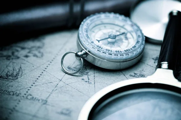 Vintage Kompass Och Gammal Navigeringskarta — Stockfoto