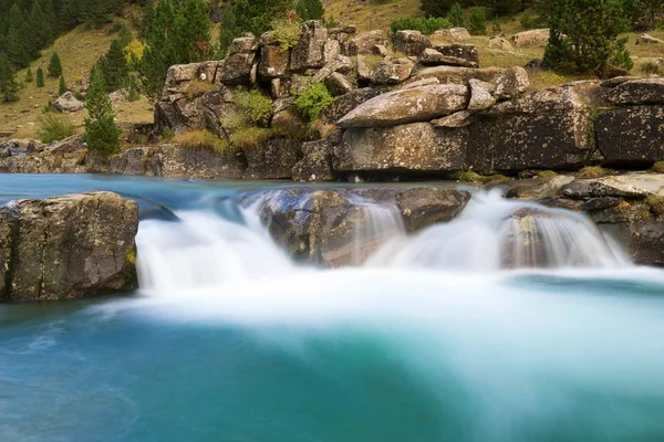 Vodopád Národním Parku Ordesa Pyreneje Provincie Huesca Aragon Španělsko — Stock fotografie