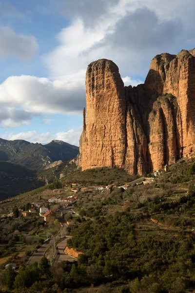 Riglos Mountains Tunnetaan Nimellä Mallos Riglos Riglos Huescan Maakunta Aragon — kuvapankkivalokuva