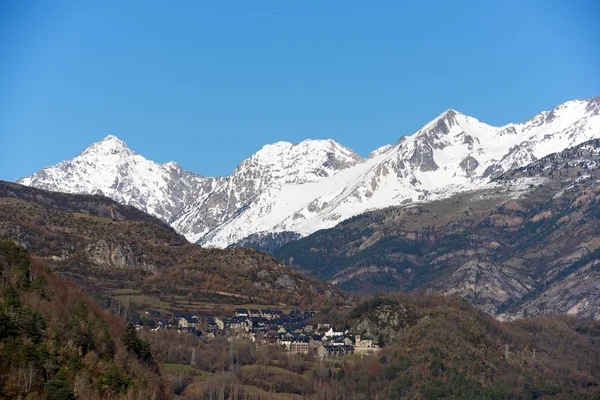 Besneeuwde Bergtop Tena Vallei Aragon Huesca Spanje — Stockfoto