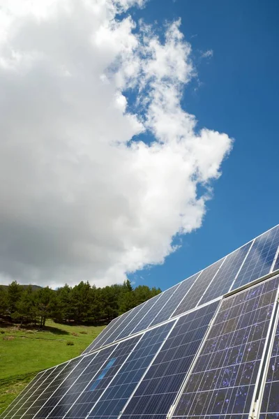 Detail Eines Photovoltaikmoduls Für Erneuerbare Stromerzeugung — Stockfoto
