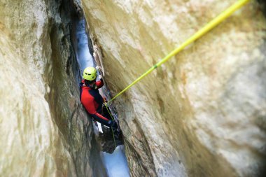 Kanyoning Gorgonchon Kanyon, Guara Dağları, Huesca Eyaleti, Aragon, İspanya.