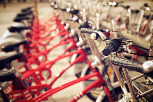 Прокат Велосипедів Припаркований Сарагоса Іспанія — стокове фото
