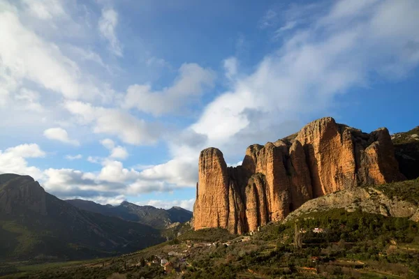 Montañas Riglos Conocidas Como Mallos Riglos Riglos Provincia Huesca Aragón —  Fotos de Stock