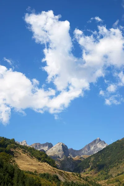 Peaks Oza Valley Pyrenees Spain — Stock Photo, Image