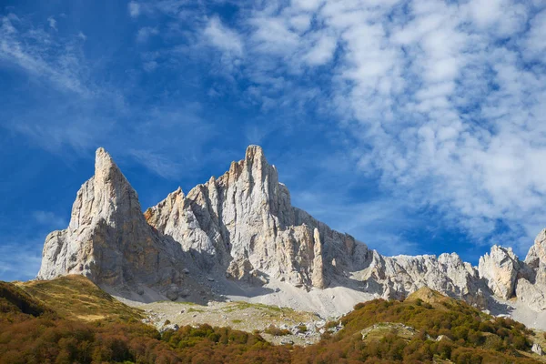 Ansabere Szczyt Aiguille Lescun Cirque Dolina Aspe Pirenejów Francja — Zdjęcie stockowe