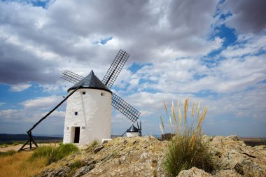 Consuegra 'daki yel değirmenleri, Toledo Eyaleti, Castilla La Mancha, İspanya.