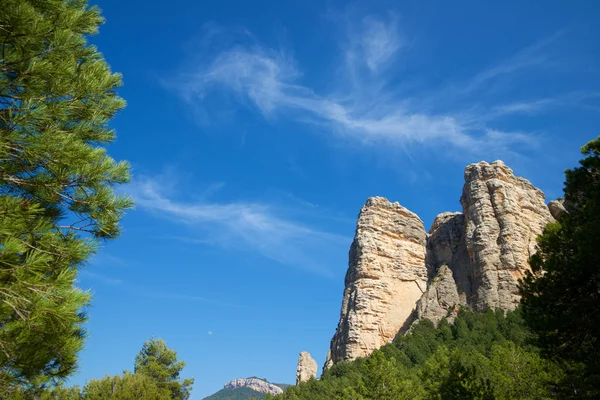 命名为 Masmut 的岩石 Penarroya Tastavins 阿拉贡 西班牙 — 图库照片