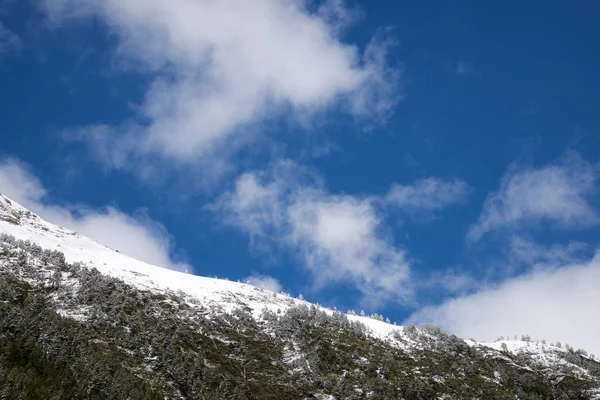 Colline Innevate Nella Valle Del Canfranc Pirenei Huesca Aragona Spagna — Foto Stock