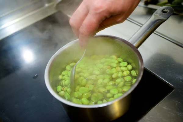 Bereiding Van Groenten Een Restaurant — Stockfoto