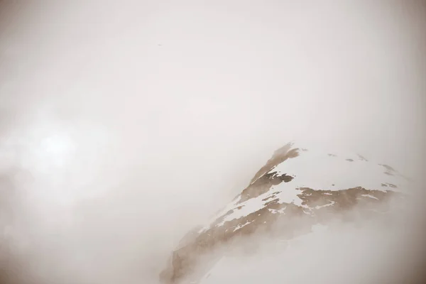 Invierno en los Pirineos —  Fotos de Stock